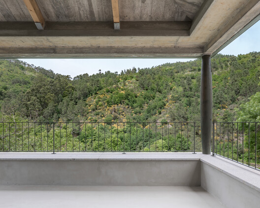 The Sister Houses / oitoo - Image 24 of 43