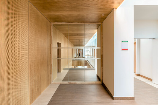 Voltaire College / NM2A - Image 16 of 26