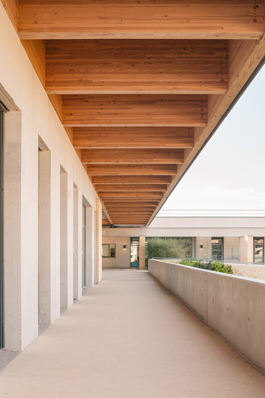 Voltaire College / NM2A - Image 4 of 26