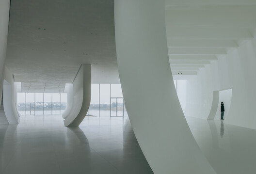 Chenhu Wetland Art Center / TAO (Trace Architecture Office) Chenhu Wetland Art Center / TAO (Trace Architecture Office) - Image 7 of 70
