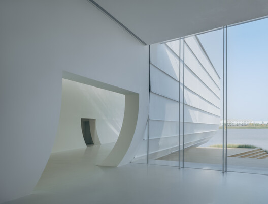 Chenhu Wetland Art Center / TAO (Trace Architecture Office) Chenhu Wetland Art Center / TAO (Trace Architecture Office) - Image 17 of 70