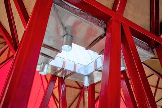 How to Design with the Rain: Architectural Strategies for Rainwater Collection across Climates How to Design with the Rain: Architectural Strategies for Rainwater Collection across Climates - Image 66 of 69