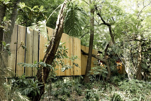 How to Design with the Rain: Architectural Strategies for Rainwater Collection across Climates How to Design with the Rain: Architectural Strategies for Rainwater Collection across Climates - Image 44 of 69