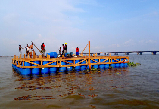 How to Design with the Rain: Architectural Strategies for Rainwater Collection across Climates How to Design with the Rain: Architectural Strategies for Rainwater Collection across Climates - Image 18 of 69