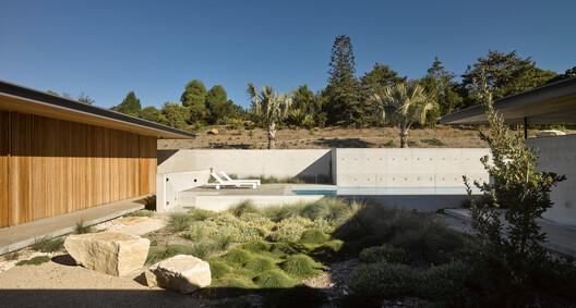 How to Design with the Rain: Architectural Strategies for Rainwater Collection across Climates How to Design with the Rain: Architectural Strategies for Rainwater Collection across Climates - Image 58 of 69