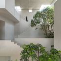 Stepped Well House  / A Threshold - Interior Photography, Houses, Stairs