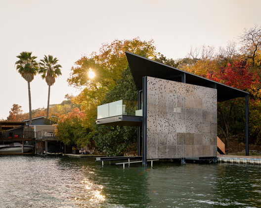 Thermal Memory: How Climate Shapes Architectural Heritage Thermal Memory: How Climate Shapes Architectural Heritage - Image 8 of 13