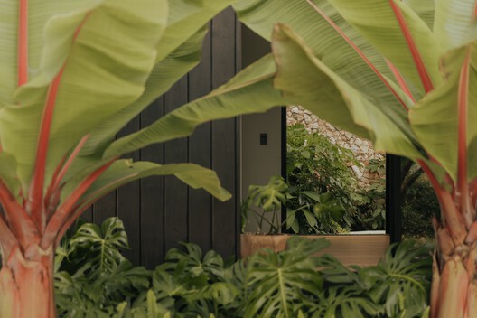 Sunset Shelter  / Bon Studio - Image 15 of 21