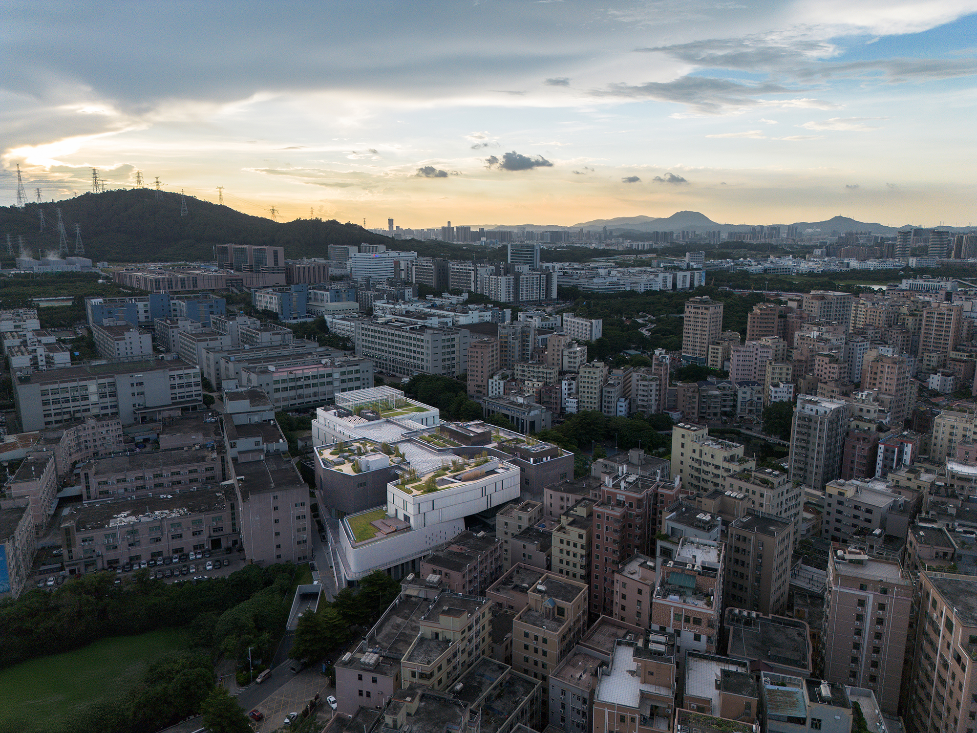 Yutang Culture and Sports Center / GL Studio