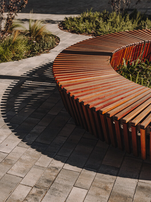 Dr. Caro urban bus interchange in Elche / ARN / Arquitectos - Exterior Photography