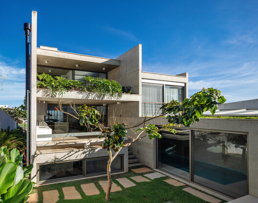 Casa JG / Obra Arquitetos - Fotografia de Exterior, Balcão, Aido