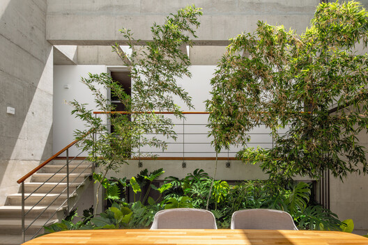 Casa JG / Obra Arquitetos - Imagem 18 de 33