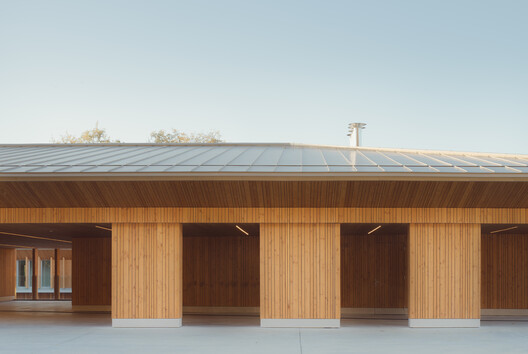 School Complex Simone Veil / Leibar Seigneurin Architectes - Exterior Photography, Wood