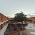 School Complex Simone Veil / Leibar Seigneurin Architectes - Schools 
