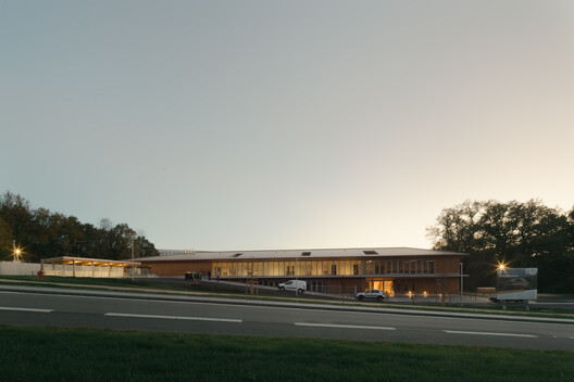 School Complex Simone Veil / Leibar Seigneurin Architectes - Image 15 of 20