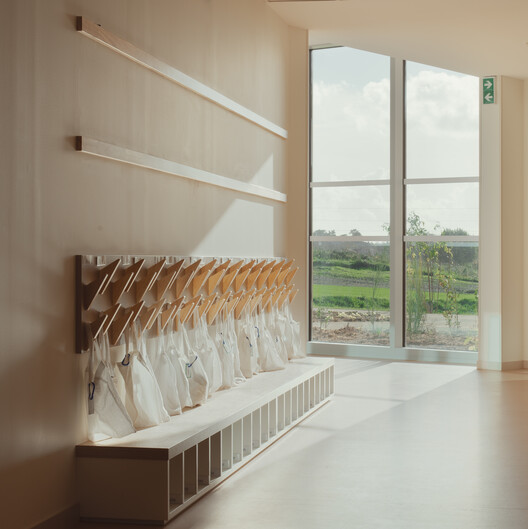 School Complex Simone Veil / Leibar Seigneurin Architectes - Image 10 of 20