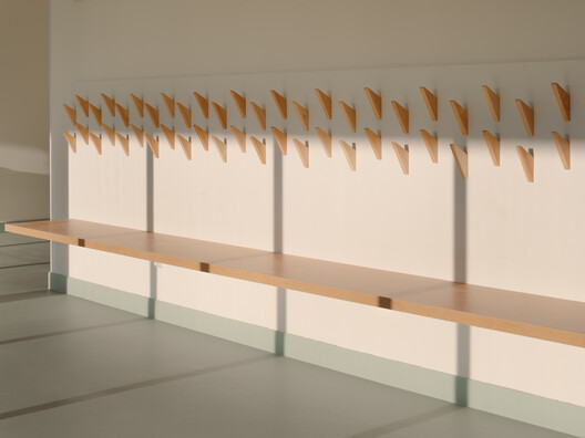 School Complex Simone Veil / Leibar Seigneurin Architectes - Image 11 of 20