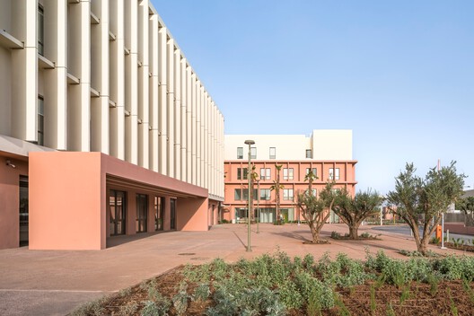 Hospital of the Smart Health Care City / Michel Rémon & Associés Hospital of the Smart Health Care City / Michel Rémon & Associés - Exterior Photography
