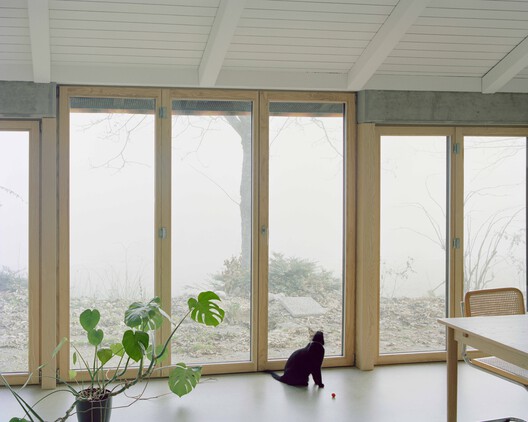 Family Villa / Noue Studio Family Villa / Noue Studio - Interior Photography, Wood, Glass