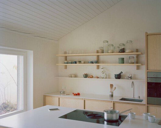 Family Villa / Noue Studio Family Villa / Noue Studio - Interior Photography, Kitchen, Wood