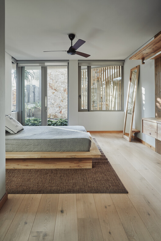 Coastal Dwelling / Abon Studio - Interior Photography, Bedroom, Wood, Lighting, Bed