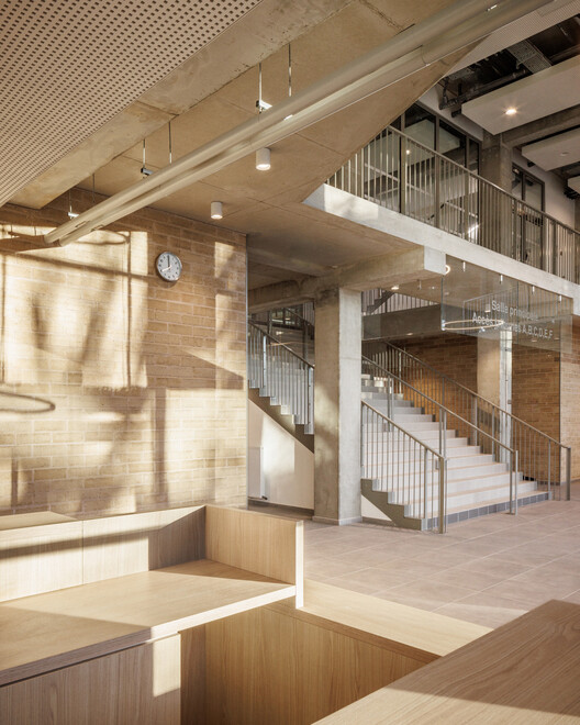 Marie-José Pérec Sports Complex / ANMA - Image 4 of 19