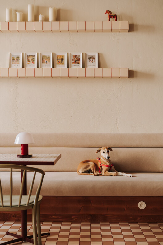 Dala Restaurant / Znamy się - Interior Photography, Wood, Shelving