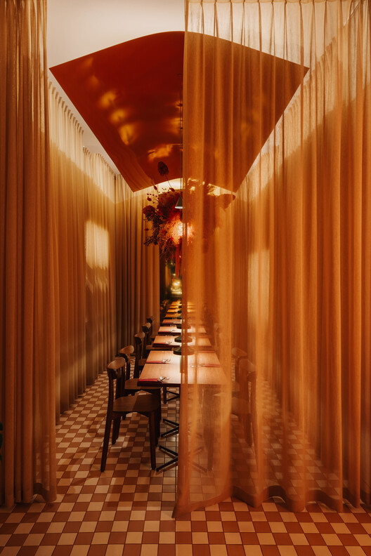 Dala Restaurant / Znamy się - Interior Photography, Lighting