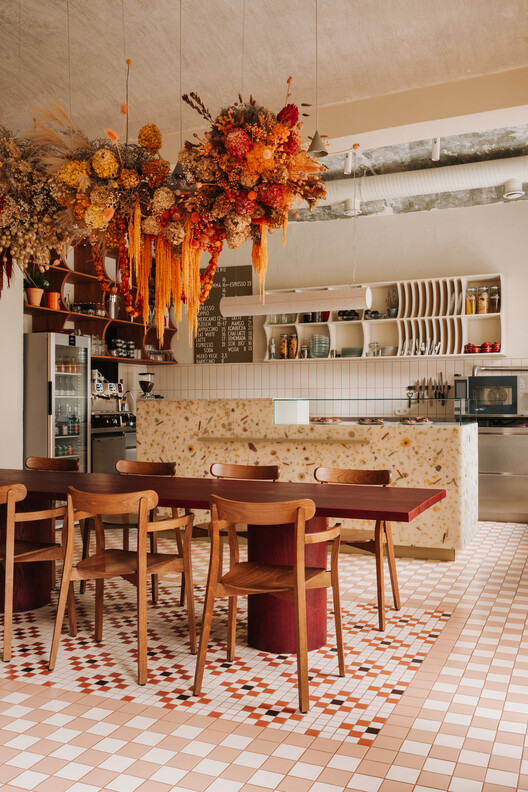 Dala Restaurant / Znamy się - Interior Photography, Wood, Chair