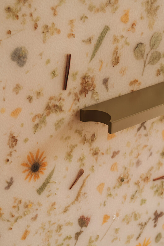 Dala Restaurant / Znamy się - Image 15 of 25