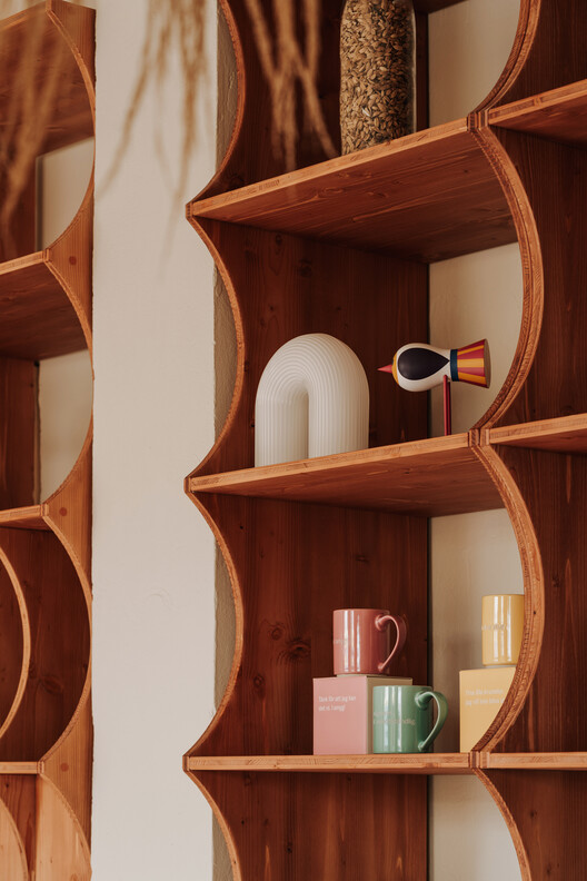 Dala Restaurant / Znamy się - Interior Photography, Shelving, Wood