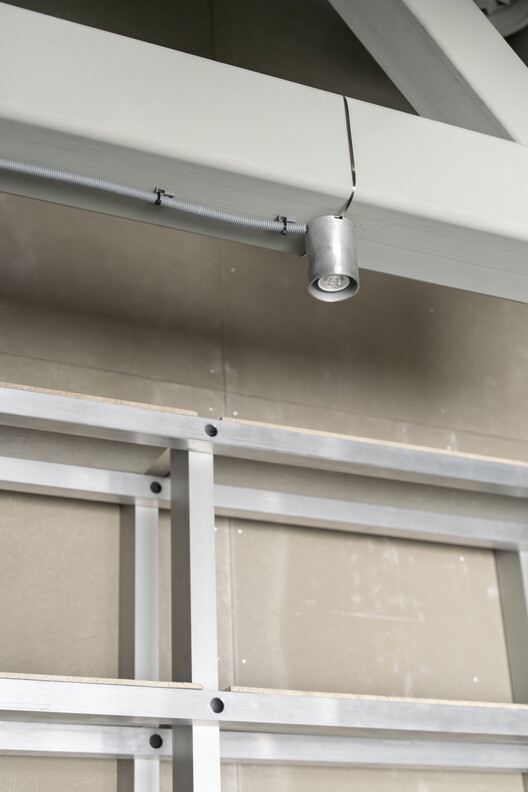 Aerotim Hangar / +kouple - Interior Photography, Beam