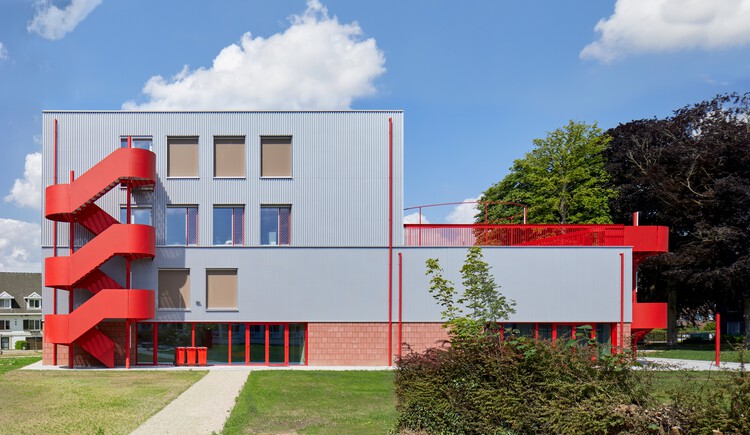 De Nova Secondary School  / KPW architecten - Exterior Photography