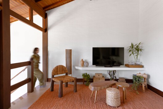 Casa Tupis / LB Interiores