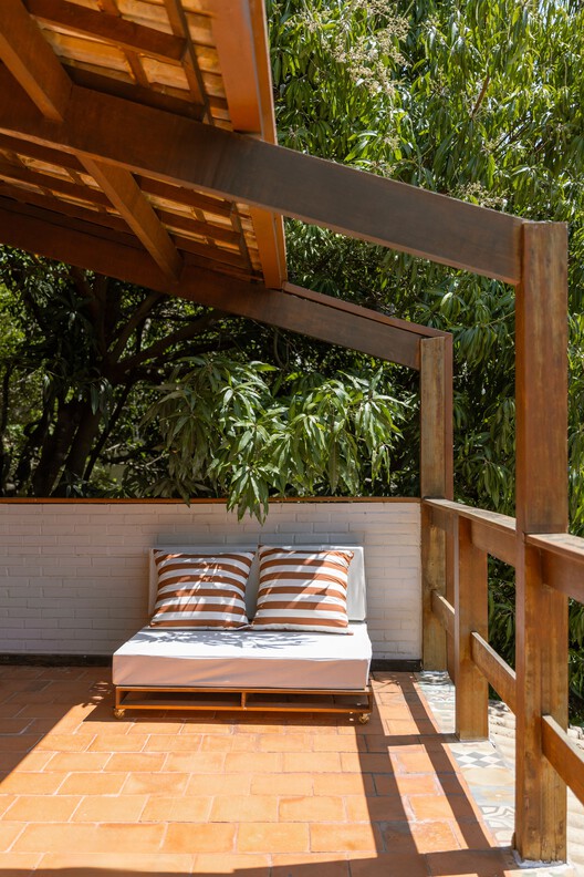 Casa Tupis / LB Interiores - Fotografia de Interiores, Madeira, Terraço, Viga, Pátio, Cadeira