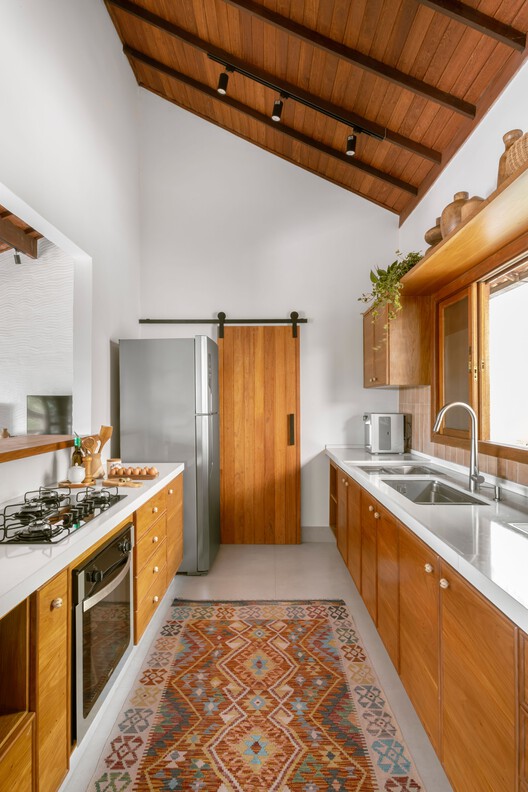 Casa Tupis / LB Interiores - Fotografia de Interiores, Cozinha, Madeira, Bancada