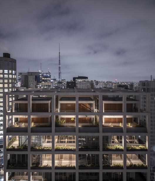 Edificio Inspira SP / TRIPTYQUE Edificio Inspira SP / TRIPTYQUE - Fotografía exterior