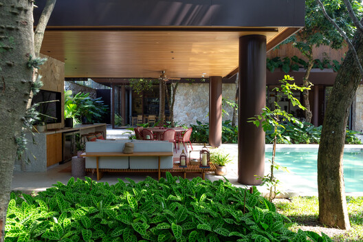 MKN House / Triplex Arquitetura - Interior Photography, Wood, Garden, Patio, Courtyard