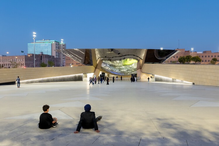 利雅得 Qasr AlHokm 地铁站 / Snøhetta - 建筑图, 具体的