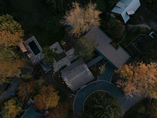 Maison Aubé / YH2 Architecture Maison Aubé / YH2 Architecture - Exterior Photography, Garden