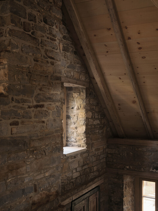 Maison Aubé / YH2 Architecture Maison Aubé / YH2 Architecture - Interior Photography, Wood, Brick, Beam