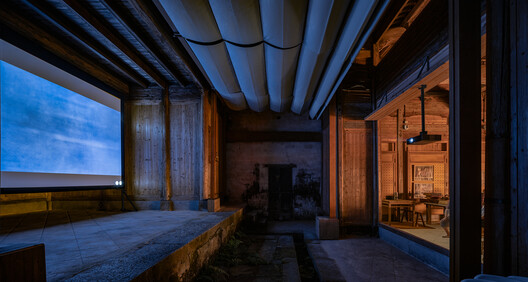 Village Cinema / Atelier Guo Village Cinema / Atelier Guo - Interior Photography, Column