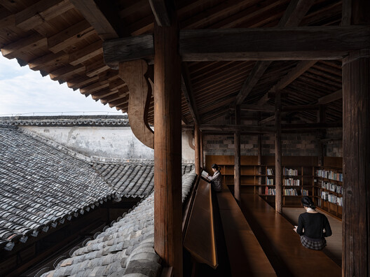 Village Cinema / Atelier Guo Village Cinema / Atelier Guo - Interior Photography, Column