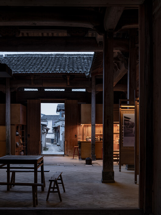 Village Cinema / Atelier Guo Village Cinema / Atelier Guo - Interior Photography, Wood, Column, Beam