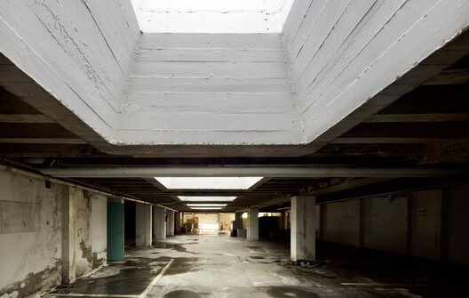 Lacaton & Vassal and Emmanuelle Delage to Transform Administrative Center into Mixed-Use Housing and Offices in Vannes, France Lacaton & Vassal and Emmanuelle Delage to Transform Administrative Center into Mixed-Use Housing and Offices in Vannes, France - Image 13 of 21