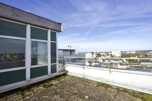 Lacaton & Vassal and Emmanuelle Delage to Transform Administrative Center into Mixed-Use Housing and Offices in Vannes, France Lacaton & Vassal and Emmanuelle Delage to Transform Administrative Center into Mixed-Use Housing and Offices in Vannes, France - Image 18 of 21