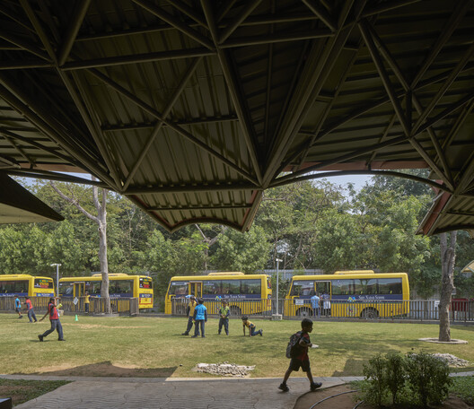 Shiv Nadar School / Vastushilpa Sangath - Exterior Photography