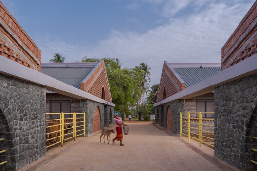 Gaughar Animal Husbandry / Compartment S4 - Exterior Photography, Brick