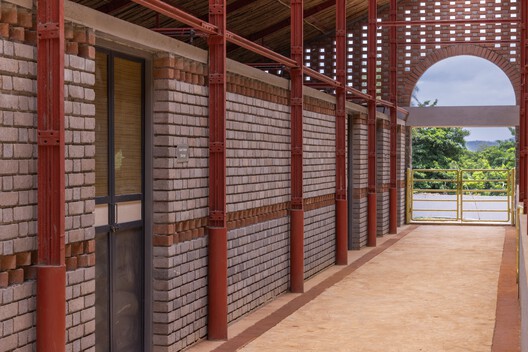 Gaughar Animal Husbandry / Compartment S4 - Image 9 of 30