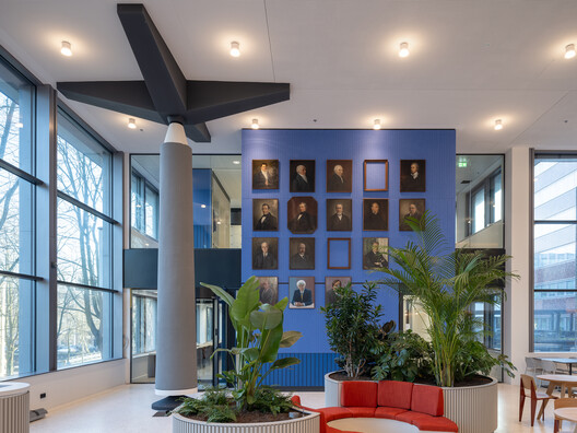 De Nederlandsche Bank / Mecanoo - Interior Photography, Lighting, Glass, Chair